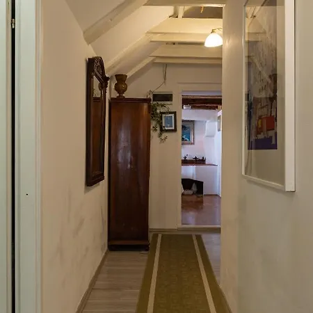 Old Town Baroque Palace Apartment