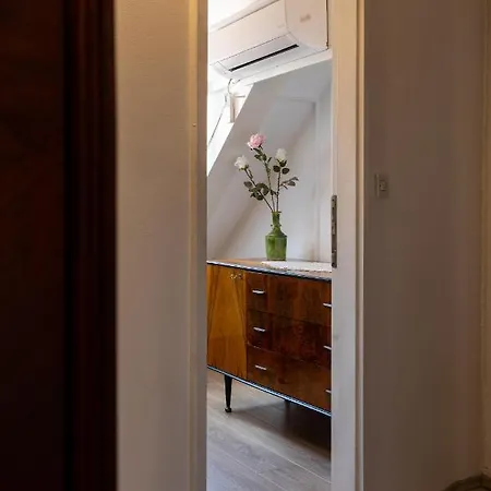 Apartment Old Town Baroque Palace
